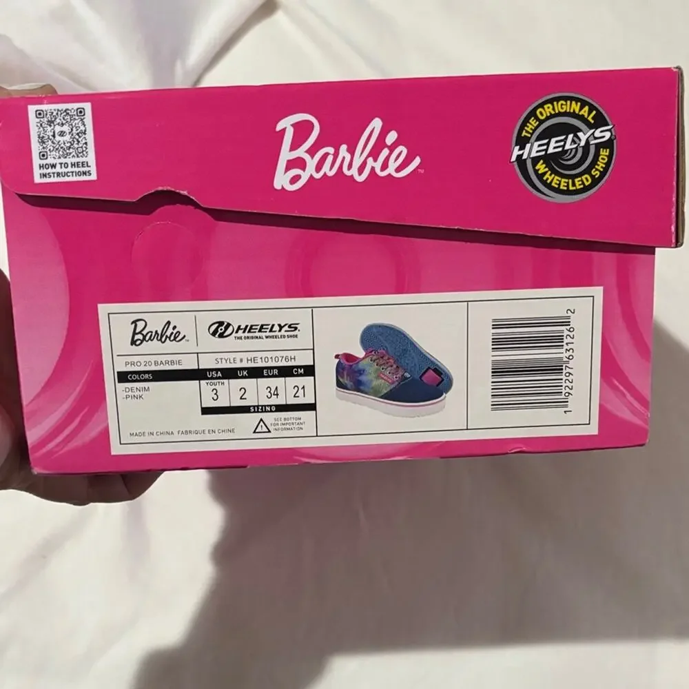 Heelys 3 Barbie Edition new in box never worn really cute subtle barbie theme